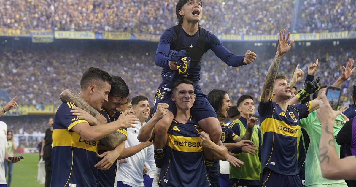 Boca hizo un combo perfecto en el Superclásico: agravó la crisis de River y se metió en la Libertadores de la mano de un Zeballos colosal