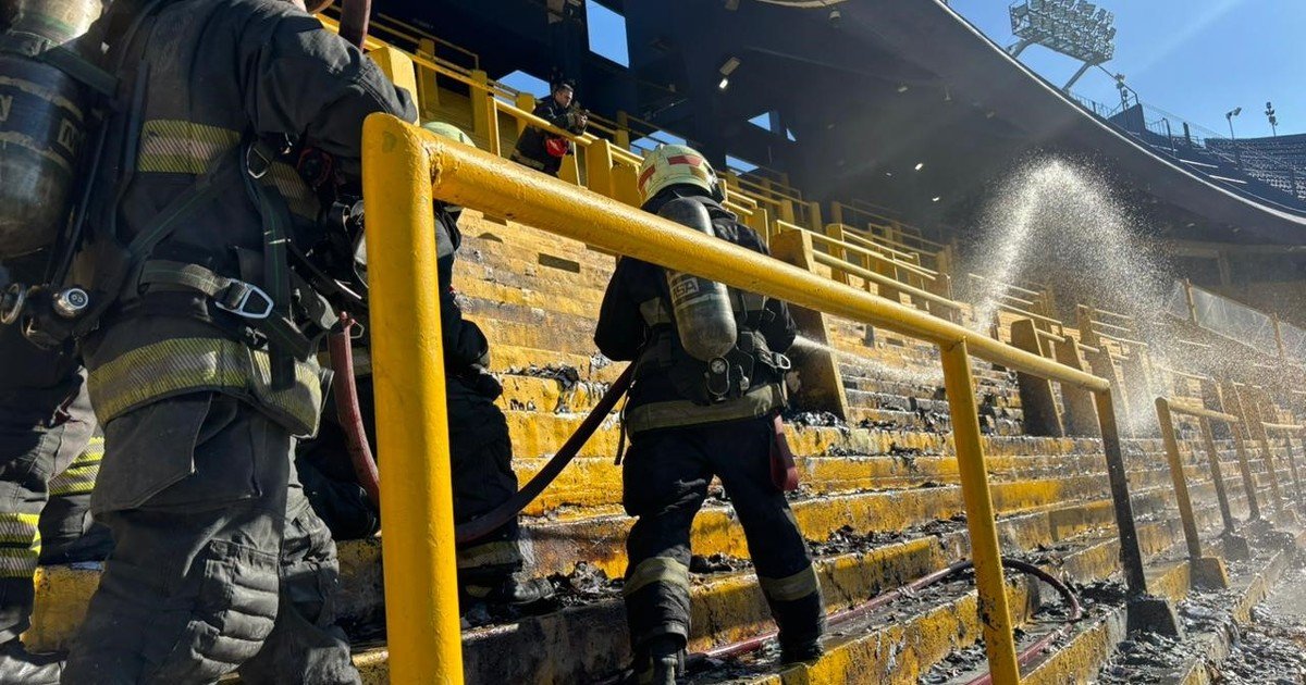 Incendió en la Bombonera: el motivo del fuego en una de las populares de la cancha de Boca