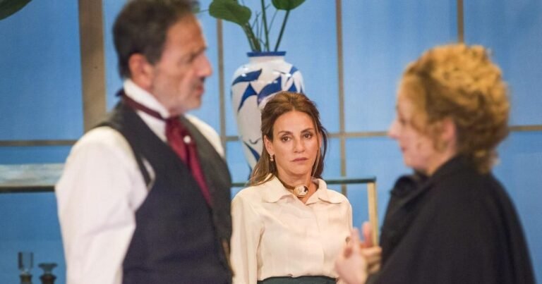 La obra que deberían ver los políticos argentinos: Los pilares de la sociedad, sobre decencia, corrupción y algo más