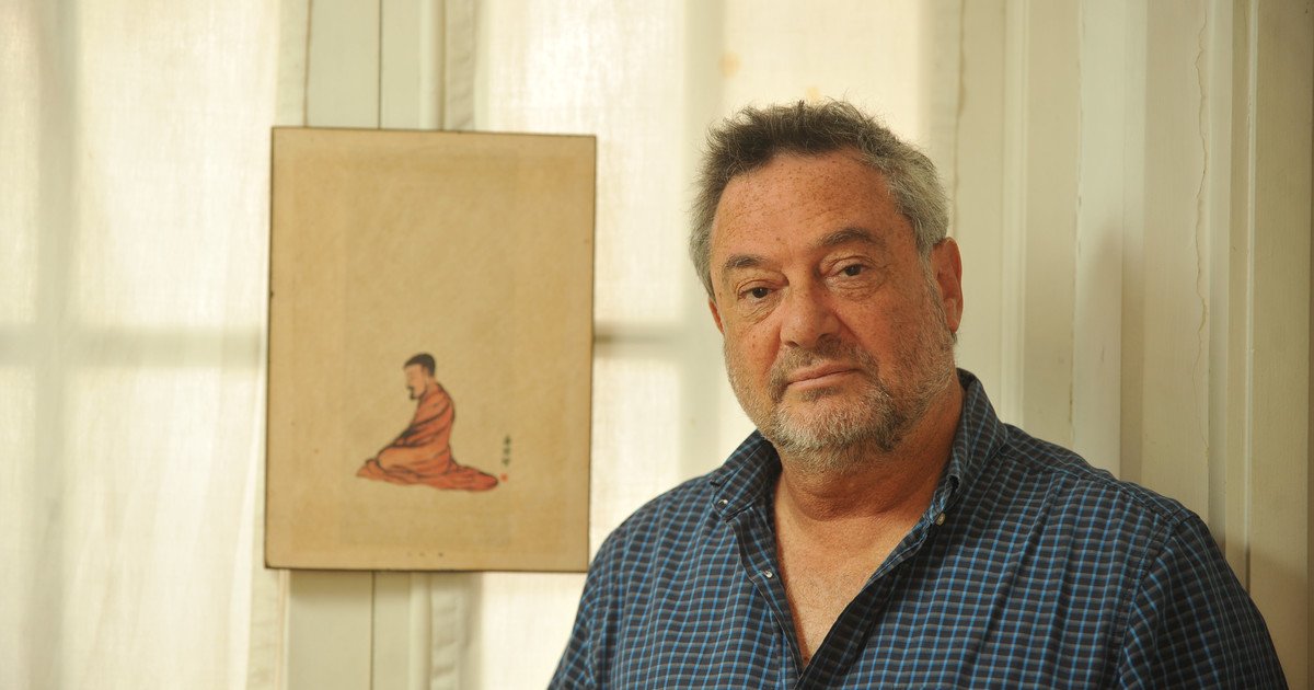 “El mundo se está volviendo paranoico”: Daniel Guebel presenta su nueva novela