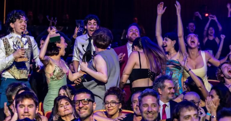 Premios Hugo 2025: Despertar de primavera fue el mejor musical y Carlos Gianni se llevó el Oro, todos los ganadores