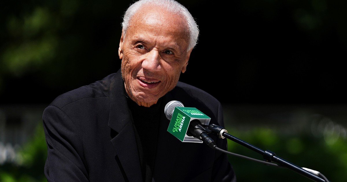 Murió Lenny Wilkens, leyenda de la NBA que brilló como jugador y fue DT récord: "Personificó lo mejor del básquetbol"