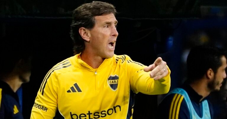 A Claudio Úbeda le respetarán  el contrato que vence en junio y seguirá como DT de Boca