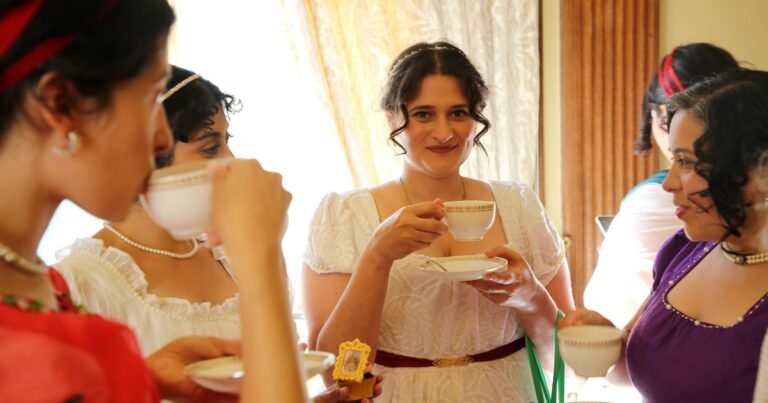 La divertida fiesta de cumpleaños que la Embajada Británica le ofreció a Jane Austen