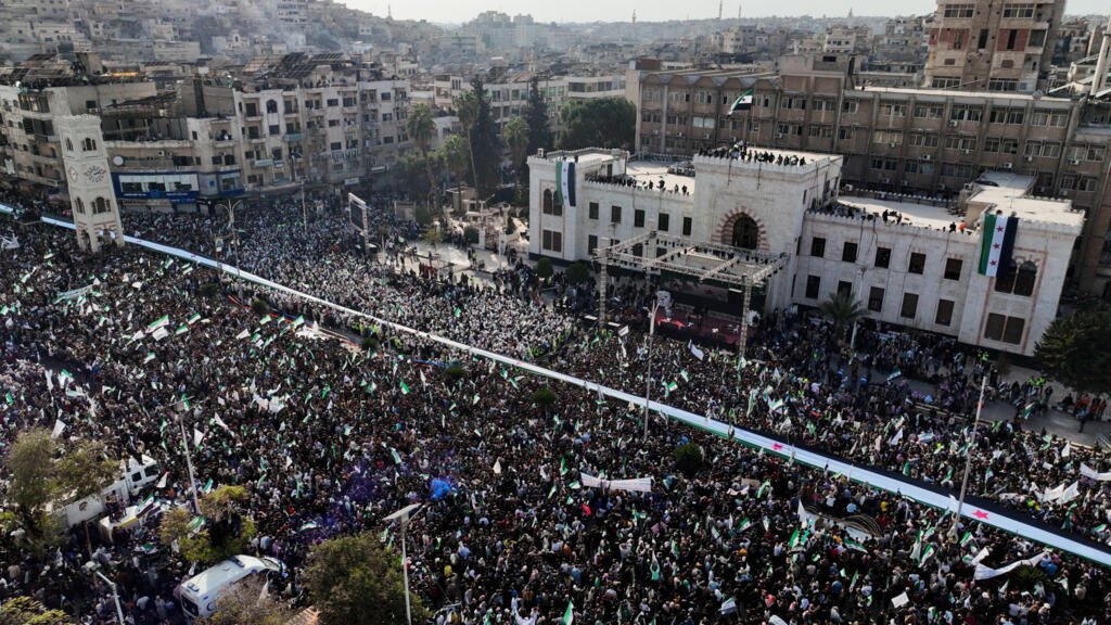 Damasco, un año después de la caída de Bashar al-Assad: entre ruinas visibles y esperanzas discretas