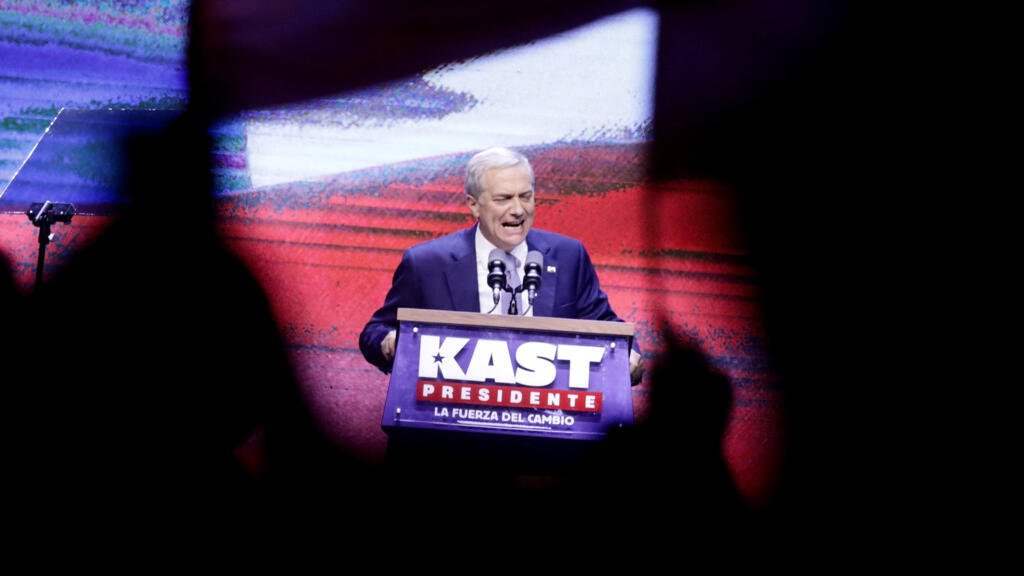 Seguridad, inmigración y reforma fiscal: el plan de choque de Kast para los tres primeros meses de gobierno