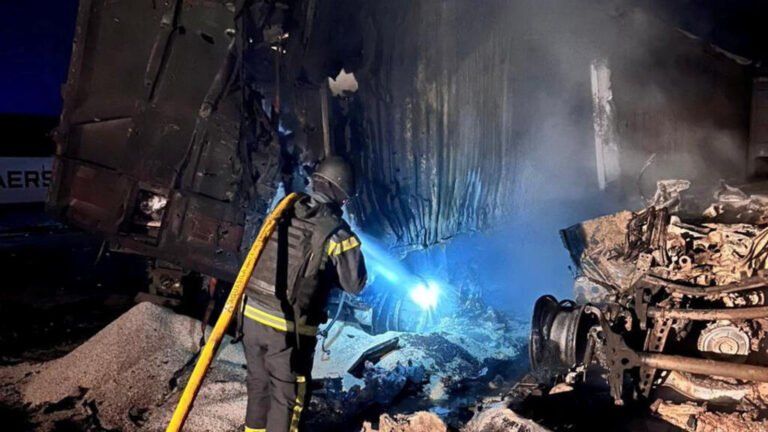 Ataques rusos contra Odessa, en Ucrania, dejan al menos ocho muertos