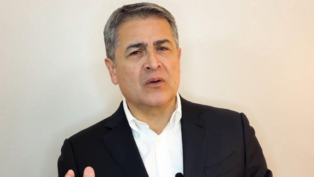 Fiscalía de Honduras ordena "captura internacional" de Juan Orlando Hernández tras indulto de Trump