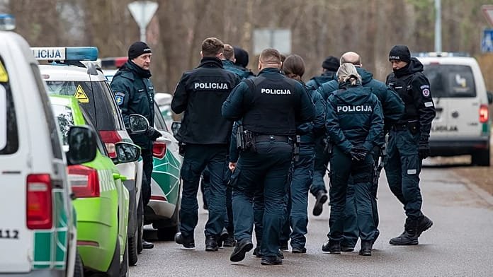 Lituania detiene a 21 personas implicadas en una presunta red de contrabando de cigarrillos con globos meteorológicos