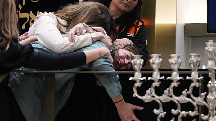 La Policía imputa 59 cargos a Naveed Akram, terrorista de Bondi Beach que dejó 15 muertos