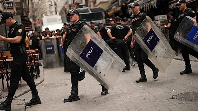 La Policía turca vuelve a cargar contra el Estado Islámico: 357 detenidos