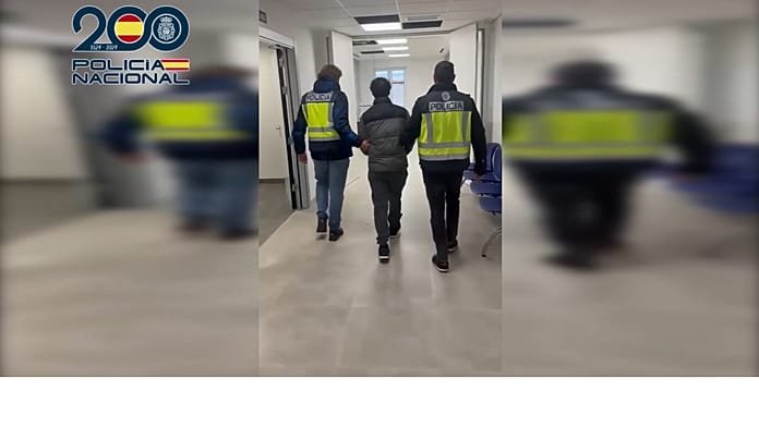 Detenido en Álava un presunto productor de pornografía infantil creada con inteligencia artificial