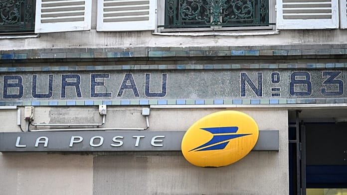 Hackers prorrusos reivindican el ciberataque al servicio postal francés