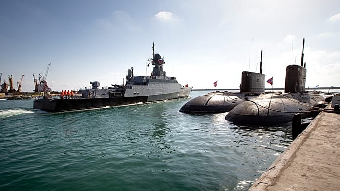 Ucrania alcanza por primera vez un submarino ruso con sus drones subacuáticos