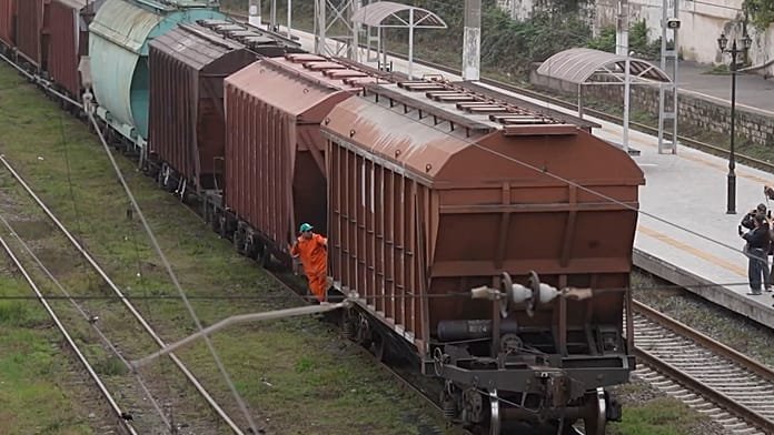 Azerbaiyán comienza a exportar combustible a Armenia por ferrocarril por primera vez en décadas