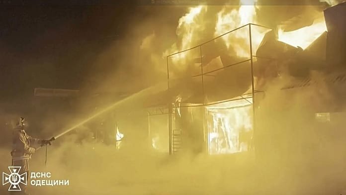 La ofensiva nocturna de Rusia contra Ucrania deja varios muertos en Donetsk, Sumy y Zaporiyia