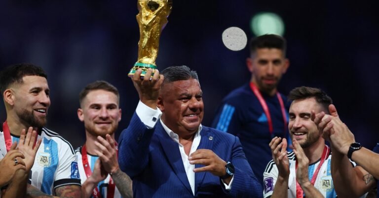 En medio del escándalo de la AFA, Chiqui Tapia sacó pecho desde Qatar: "Acá ganamos la tercera, vamos por la cuarta"