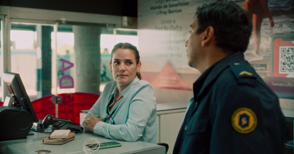 Daniel Hendler hizo Un cabo suelto, una comedia de intriga con Pilar Gamboa y romanticismo incluido