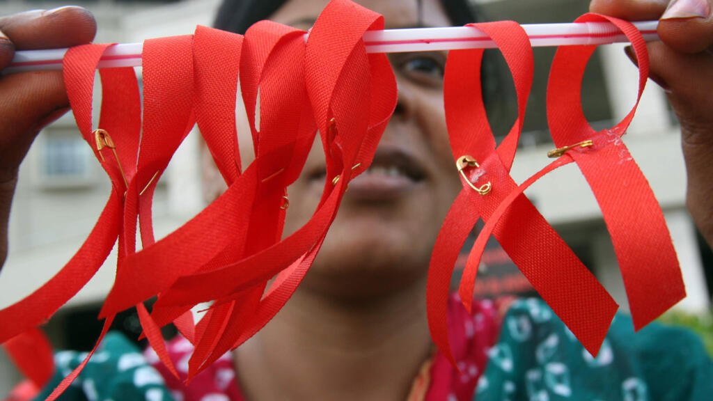 PrEP, prácticas sexuales arriesgadas y recortes presupuestarios: mitos y realidades sobre el VIH