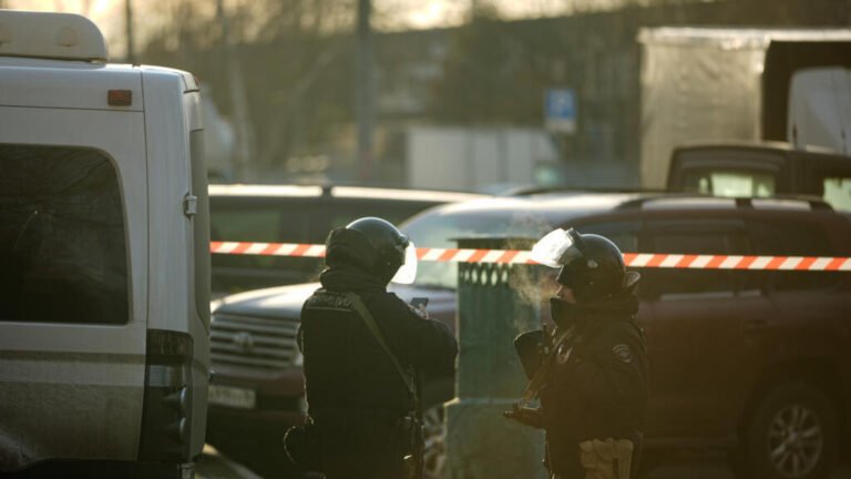 Dos policías rusos mueren en un atentado con bomba en Moscú reivindicado por Ucrania