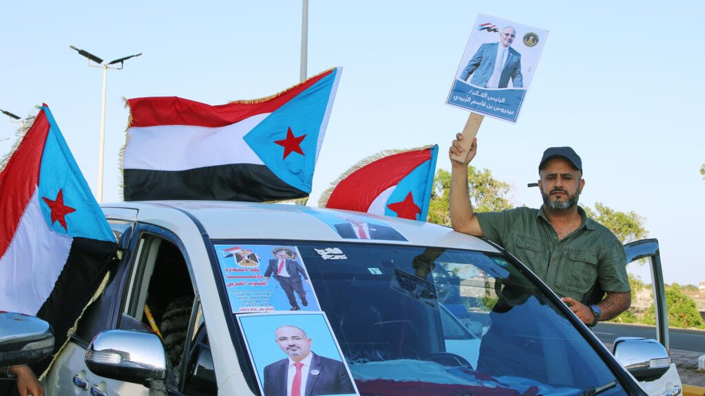 Arabia Saudita respalda al Gobierno de Yemen e insta a los separatistas a retirarse de las provincias ocupadas