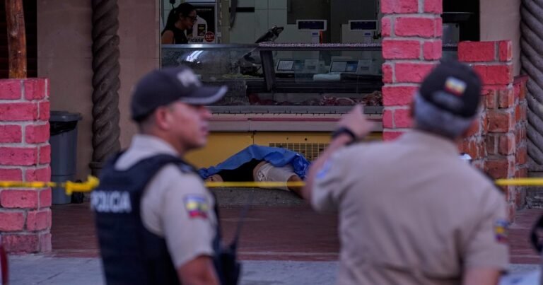 Cómo fue el ataque a Mario Pineida, el quinto futbolista del año asesinado en Ecuador: una emboscada de sicarios y vínculos con apuestas deportivas