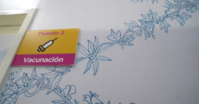 Bienalsur interviene el Hospital Muñiz con un proyecto que une arte, naturaleza y salud