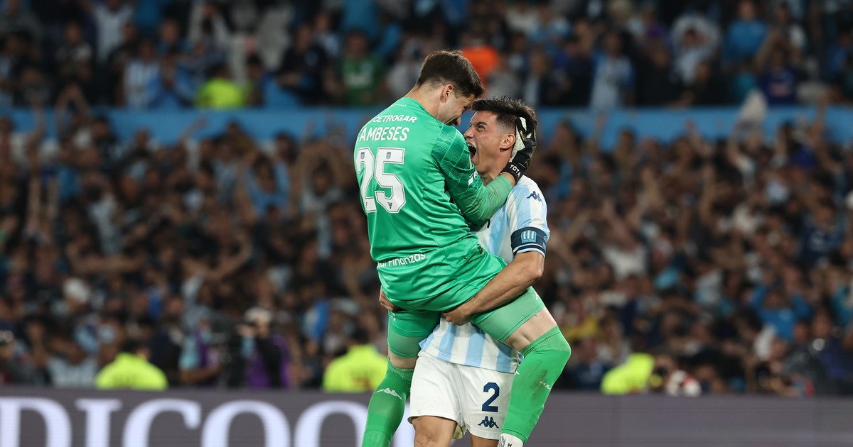 Cambeses fue gigante en los penales para que Racing elimine a Tigre: jugará las semifinales con Boca en la Bombonera