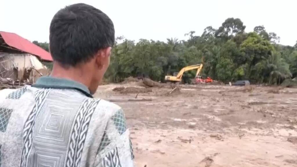Inundaciones elevan el número de muertos a 1.200 en el sudeste asiático