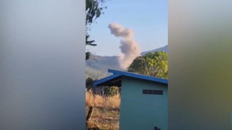 Se rompe cese el fuego entre Camboya y Tailandia tras ataques en la frontera