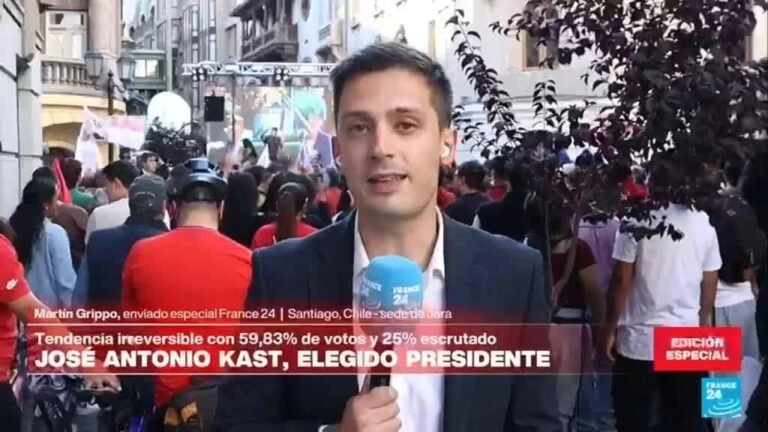 Informe desde Santiago: simpatizantes de Jara reaccionan a victoria de Kast