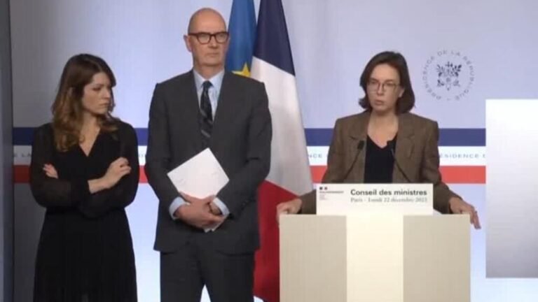 Ministros franceses buscan evitar el cierre del Gobierno