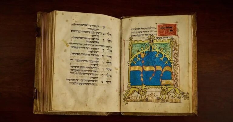 Subastarán un libro judío de oraciones robado por los nazis por más de 5 millones de dólares