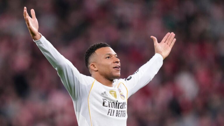 Tribunal francés ordena al PSG pagar 60,9 millones de euros a Mbappé por impagos salariales