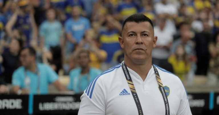 Rosario Central ya tiene nuevo director técnico: quién es el exDT de Boca que reemplaza a Holan en el equipo de Di María