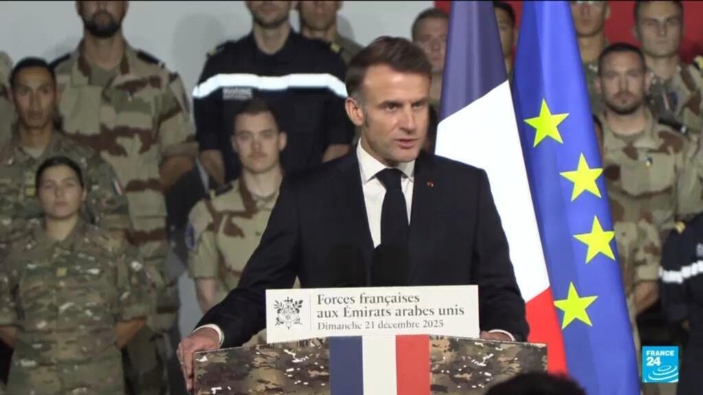 Emmanuel Macron está en Emiratos Árabes para celebrar la Navidad con las tropas francesas