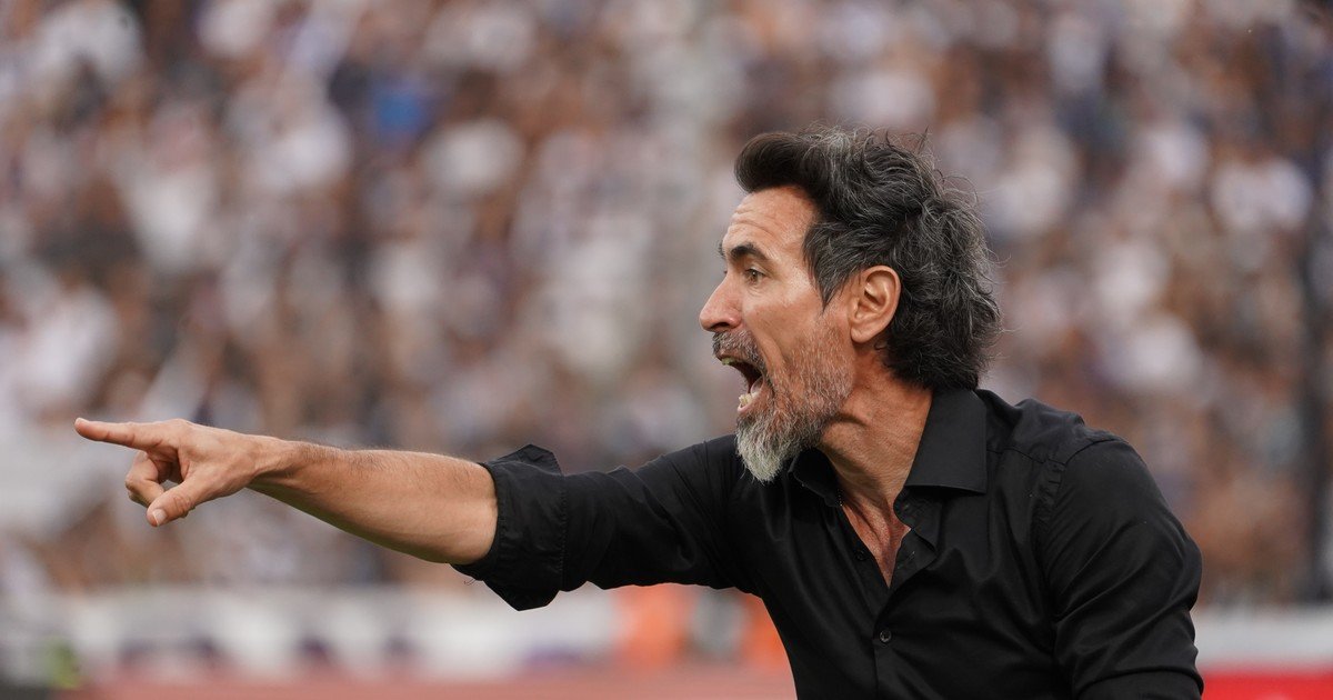 Eduardo Domínguez, tras la clasificación de Estudiantes: "Tengo la felicidad de ir a jugar una nueva final, no es para todos"