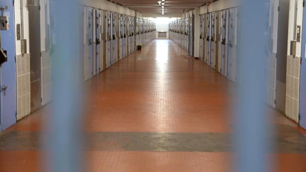 En Francia, el hacinamiento lleva al límite al sistema penitenciario