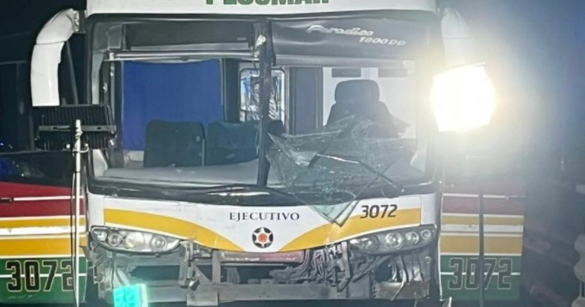 Tres micros con hinchas de Estudiantes chocaron entre sí rumbo a Santiago del Estero