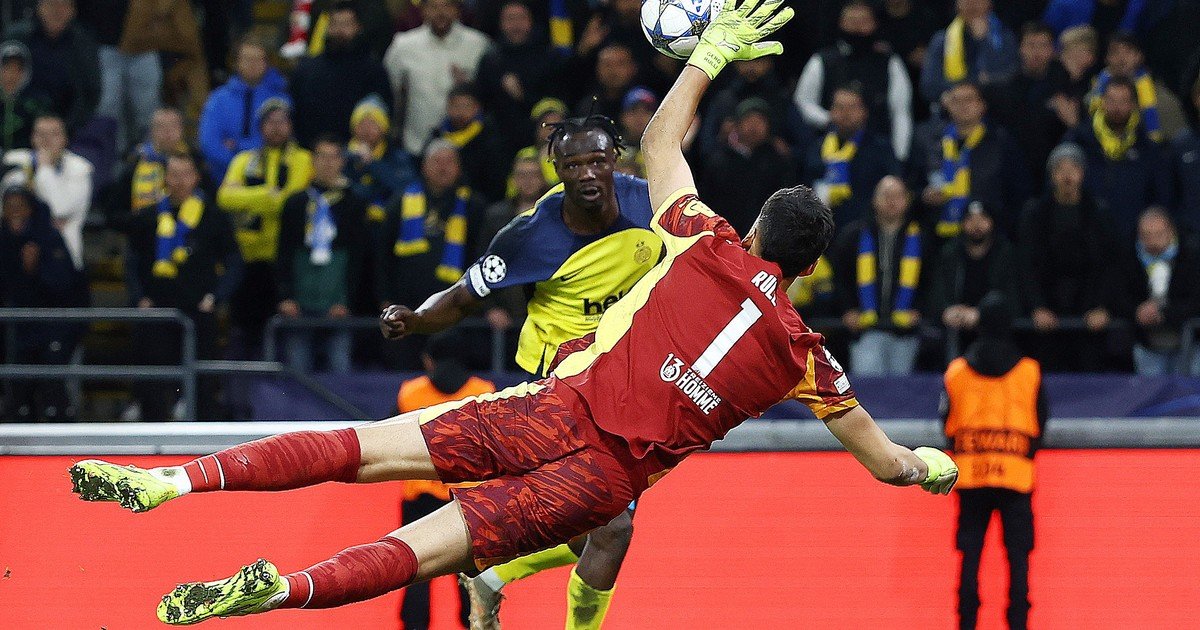 Gerónimo Rulli, a lo Superman en la Champions: voló de palo a palo para el triunfo del Marsella contra Saint Gilloise en Bélgica