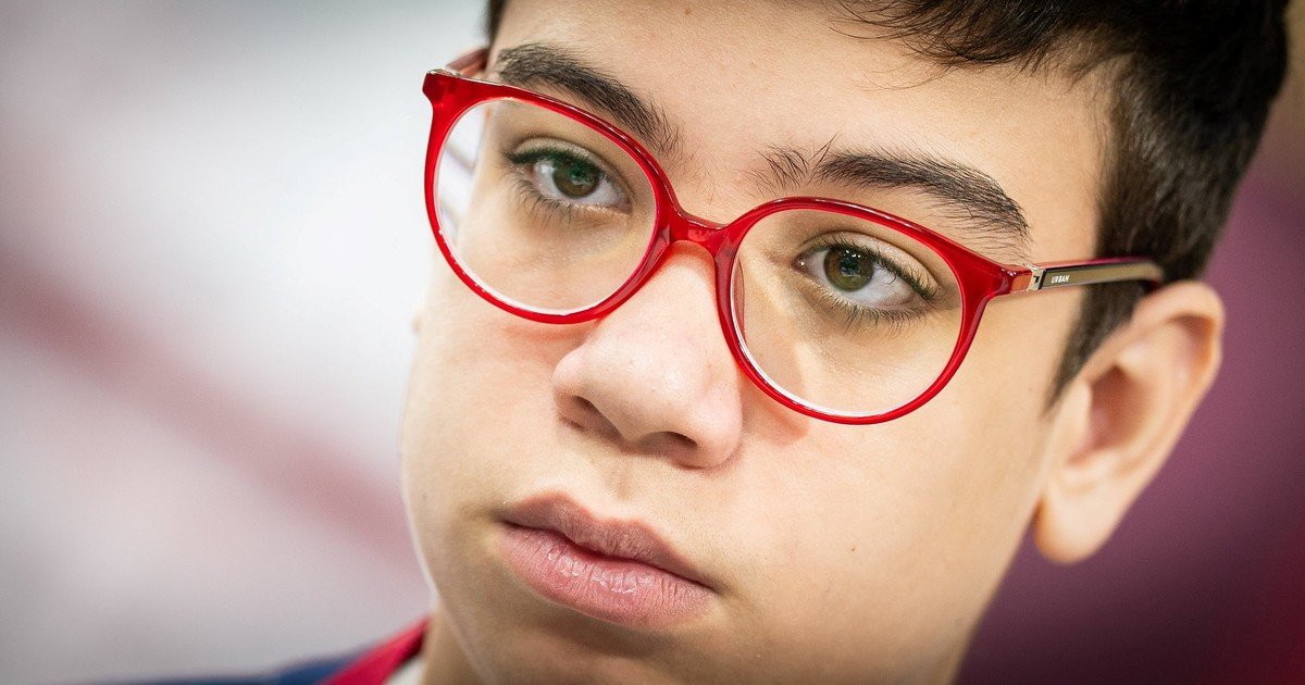 Un sábado de lujo para Faustino Oro en el Mundial de ajedrez a ritmo rápido: invicto y tablas con el número 4 del mundo