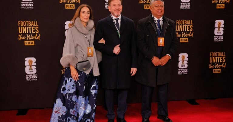 Chiqui Tapia fue al sorteo del Mundial 2026, eligió su sede favorita para la Argentina y sorprendió con una noticia sobre la continuidad de Scaloni