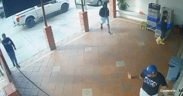 El video del asesinato de Mario Pineida, el futbolista de Barcelona de Ecuador: el gesto desesperado antes de la ráfaga de disparos