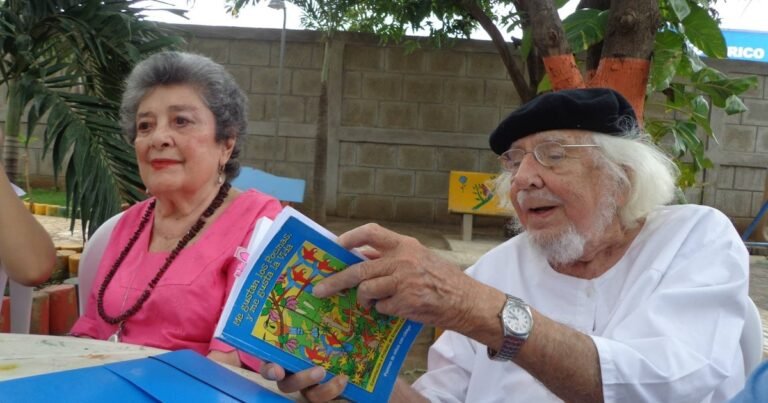 Un documental homenajea al nicaragüense Ernesto Cardenal y su poesía terapéutica