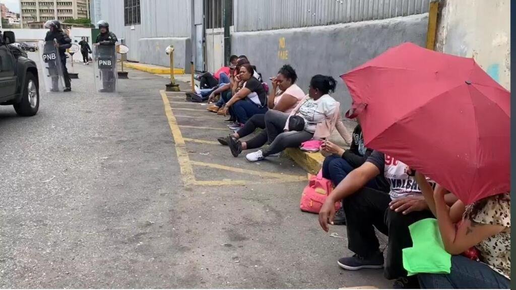 Venezuela libera 99 detenidos tras comicios de 2024; exigen excarcelación de todos los "presos políticos"