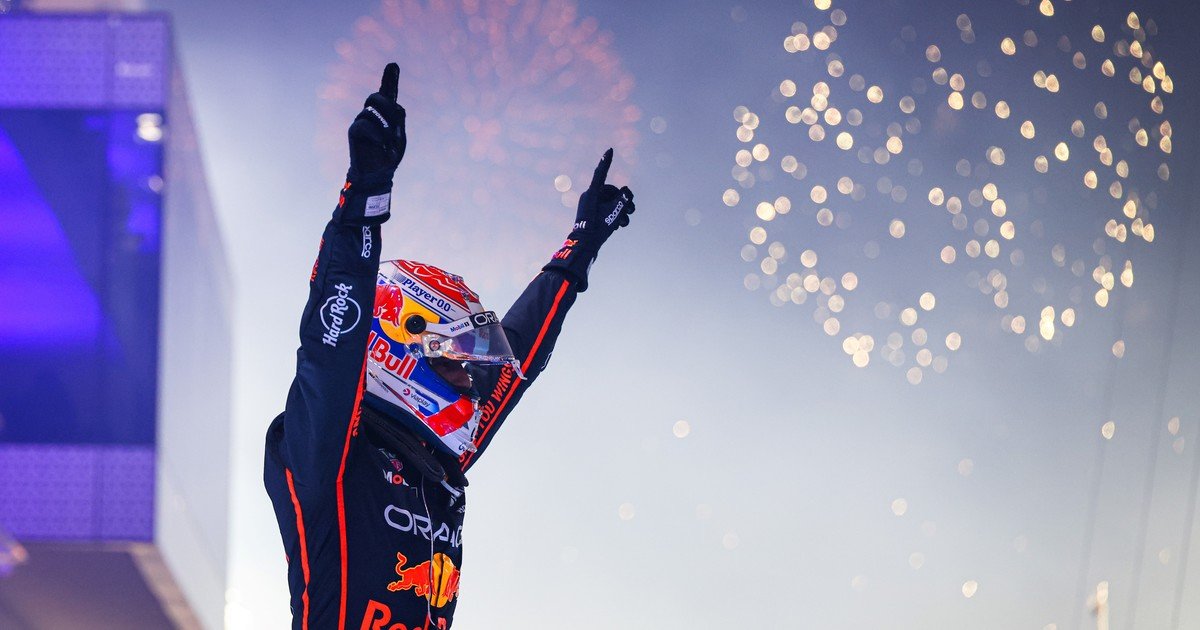 Las razones de la remontada soñada de Max Verstappen: de estar a 104 puntos del líder a buscar igualar los cinco títulos de Juan Manuel Fangio