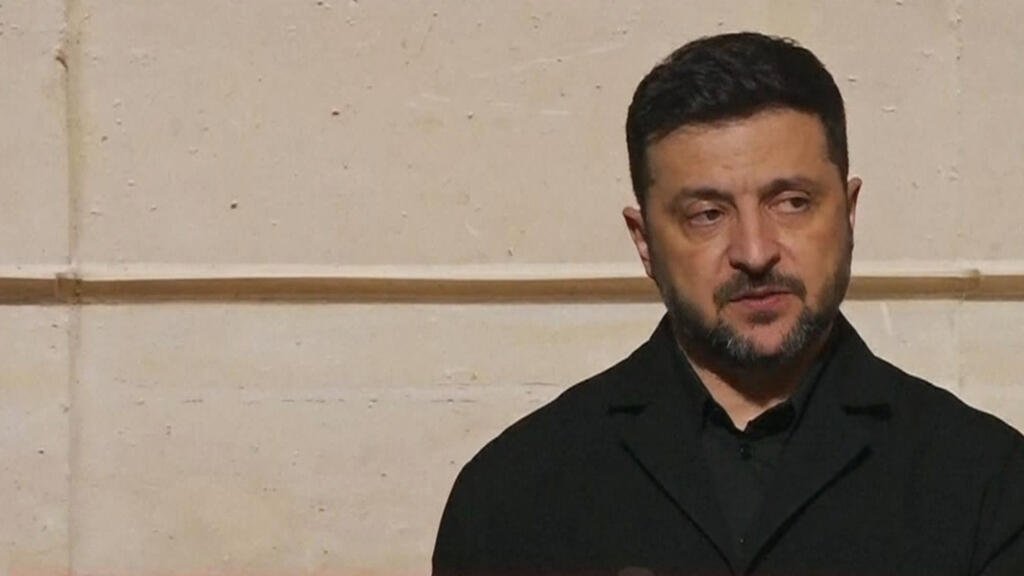 Zelenski: "Rusia debe poner fin a la guerra, una guerra que ha empezado"