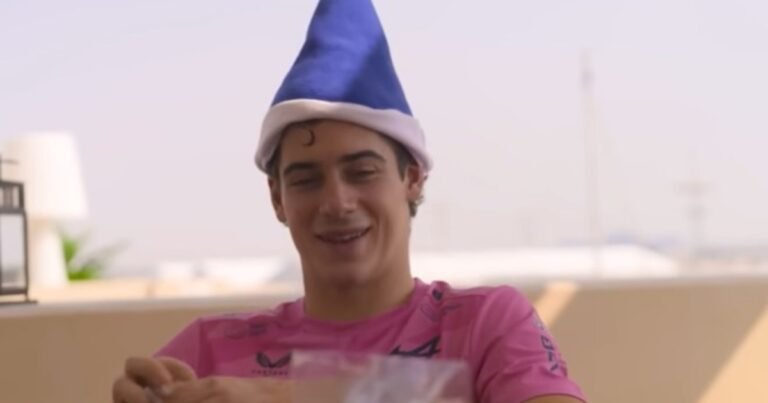 Los regalos navideños en la Fórmula 1: qué recibió Colapinto y cuál fue su obsequio con sello argentino para Bearman