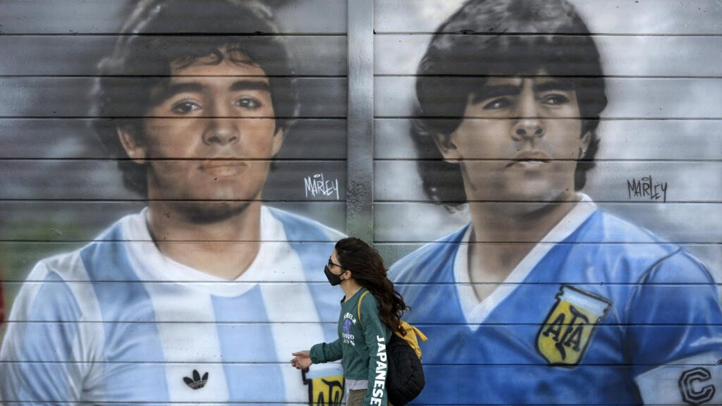 Ratifican embargos a dos hermanas y al abogado de Maradona en investigación por presunto fraude de marca