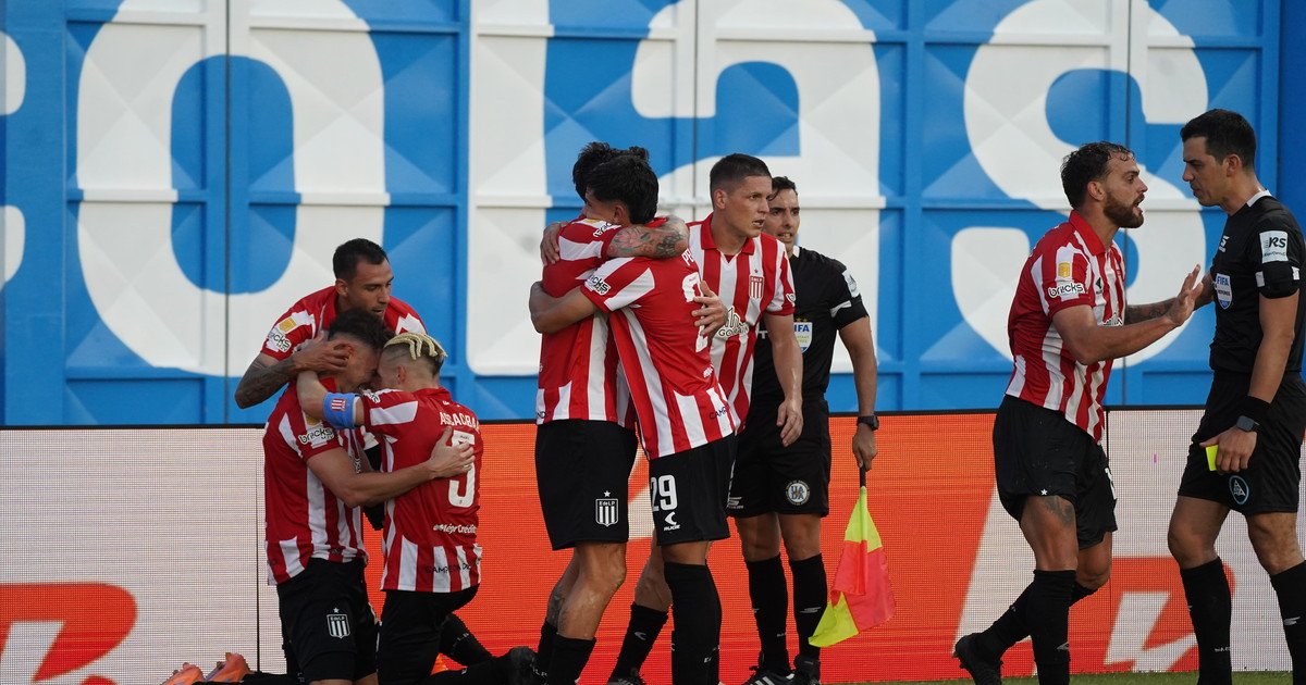 Lucas Alario tuvo su revancha personal en Estudiantes: cambió críticas por dos goles soñados y el Pincha festejó en San Nicolás